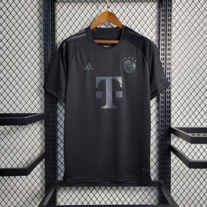 CAMISETA BAYERN MUNICH NEGRA 2025