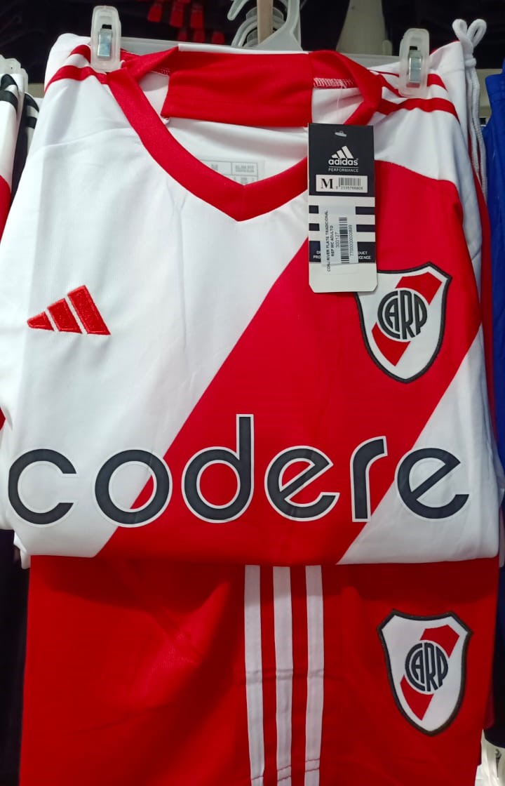 UNIFORME RIVER PLATE