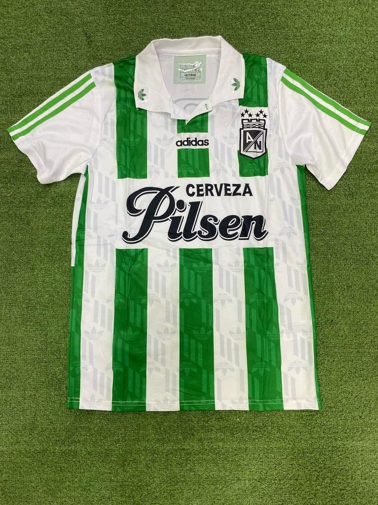 CAMISETA NACIONAL RETRO