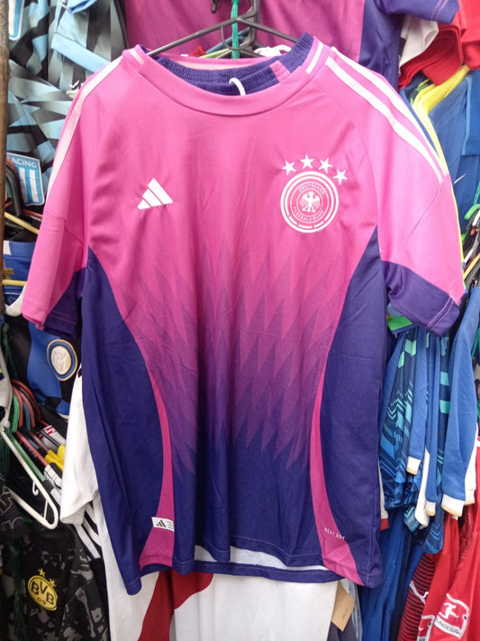 UNIFORME ALEMANIA (ROSADO)