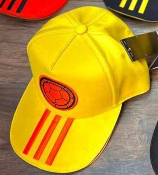 GORRAS DE LA SELECCIÓN COLOMBIA