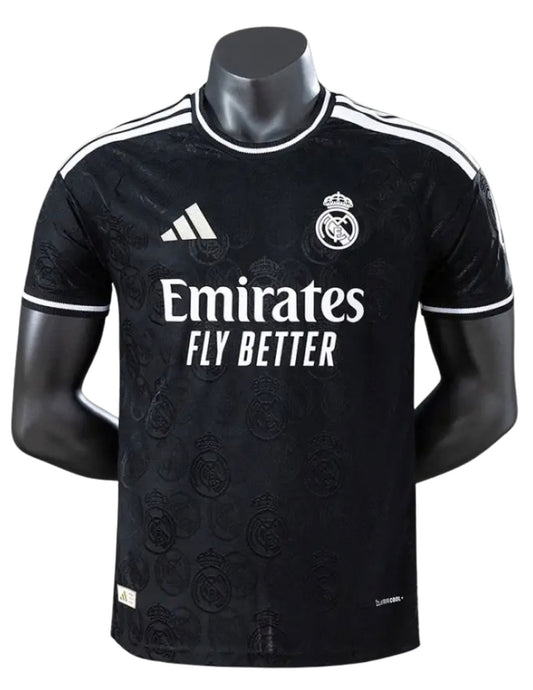CAMISETA DEL REAL MADRID COLOR NEGRO