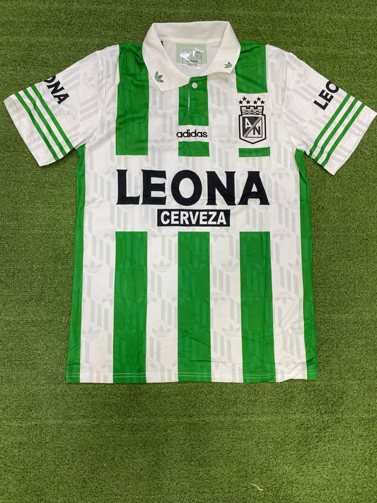 CAMISETA NACIONAL RETRO