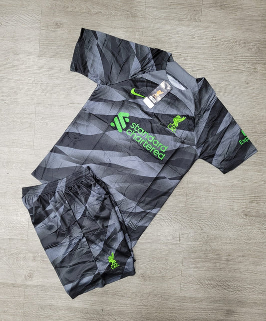 UNIFORME LIVERPOOL GRIS